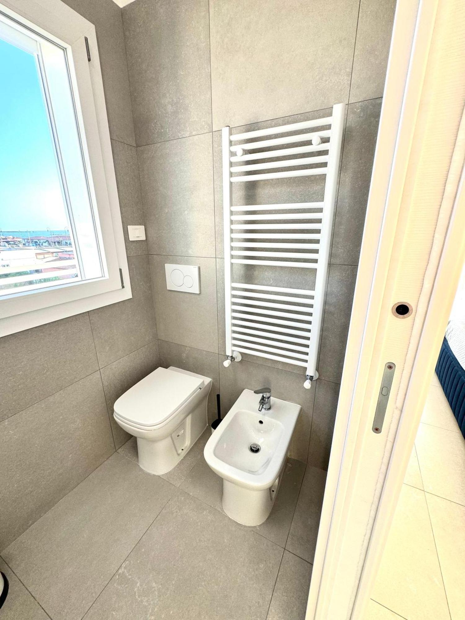 Suites Dreams Fiumicino Mare Luaran gambar